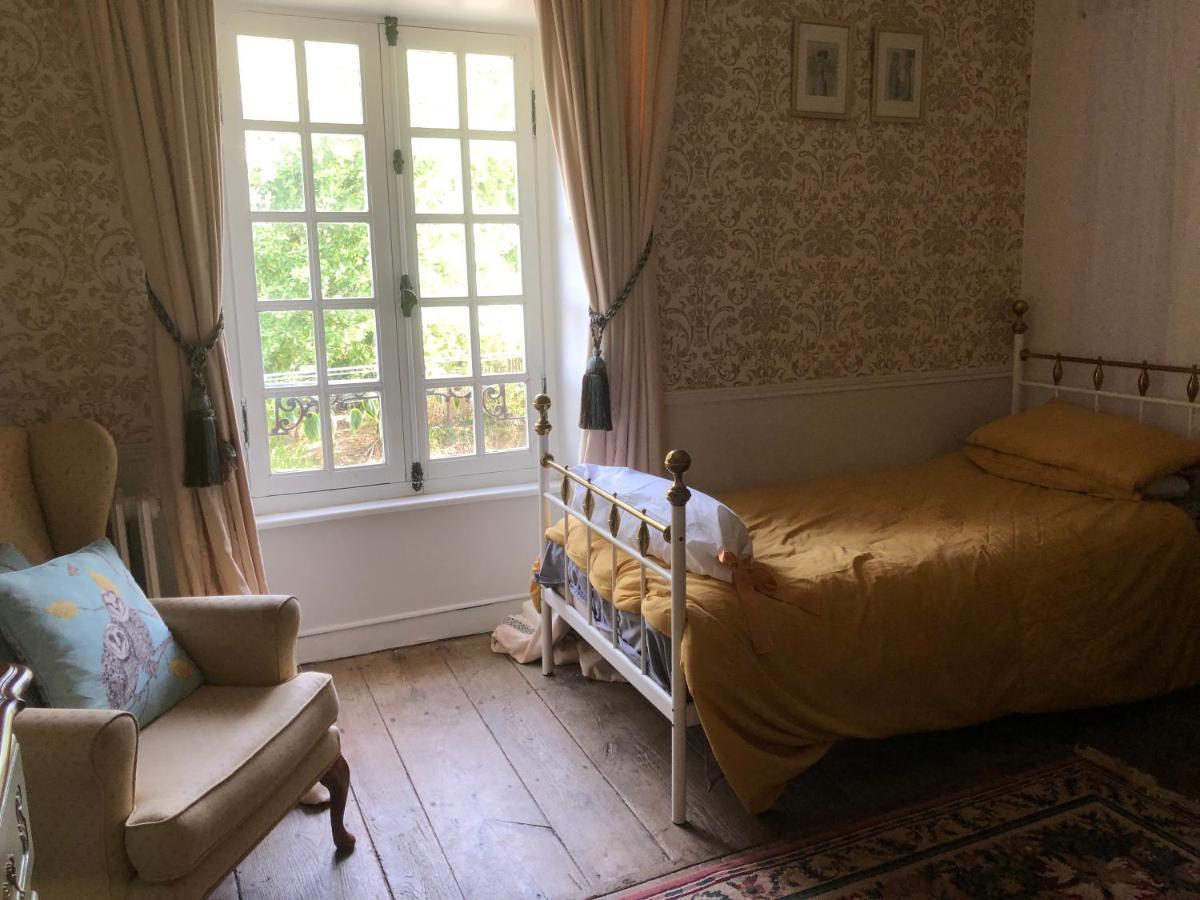 Chateau Gros Puy, Petit Chateau Chambre D'Hote Abjat-sur-Bandiat Exterior foto
